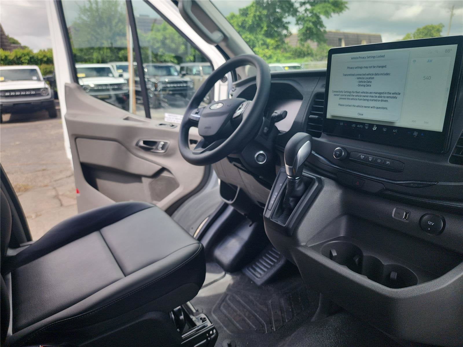 2026 Ford Transit Passenger Wagon XL