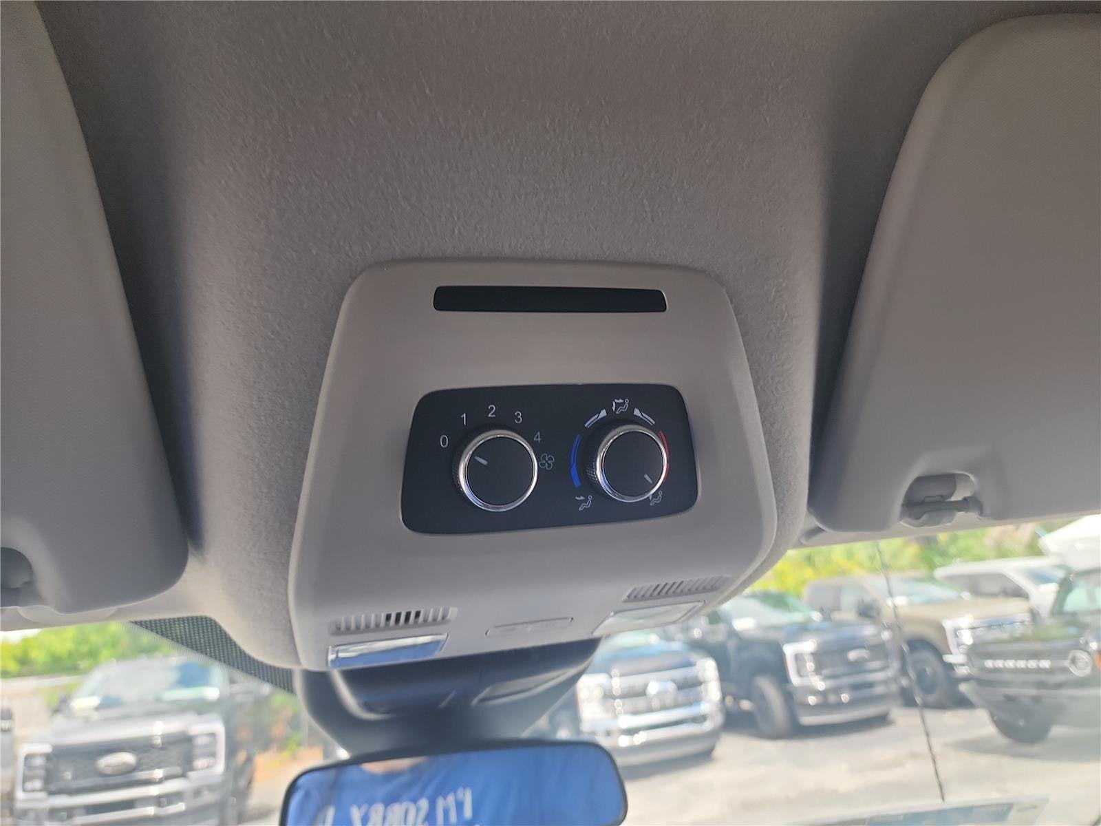 2026 Ford Transit Passenger Wagon XL