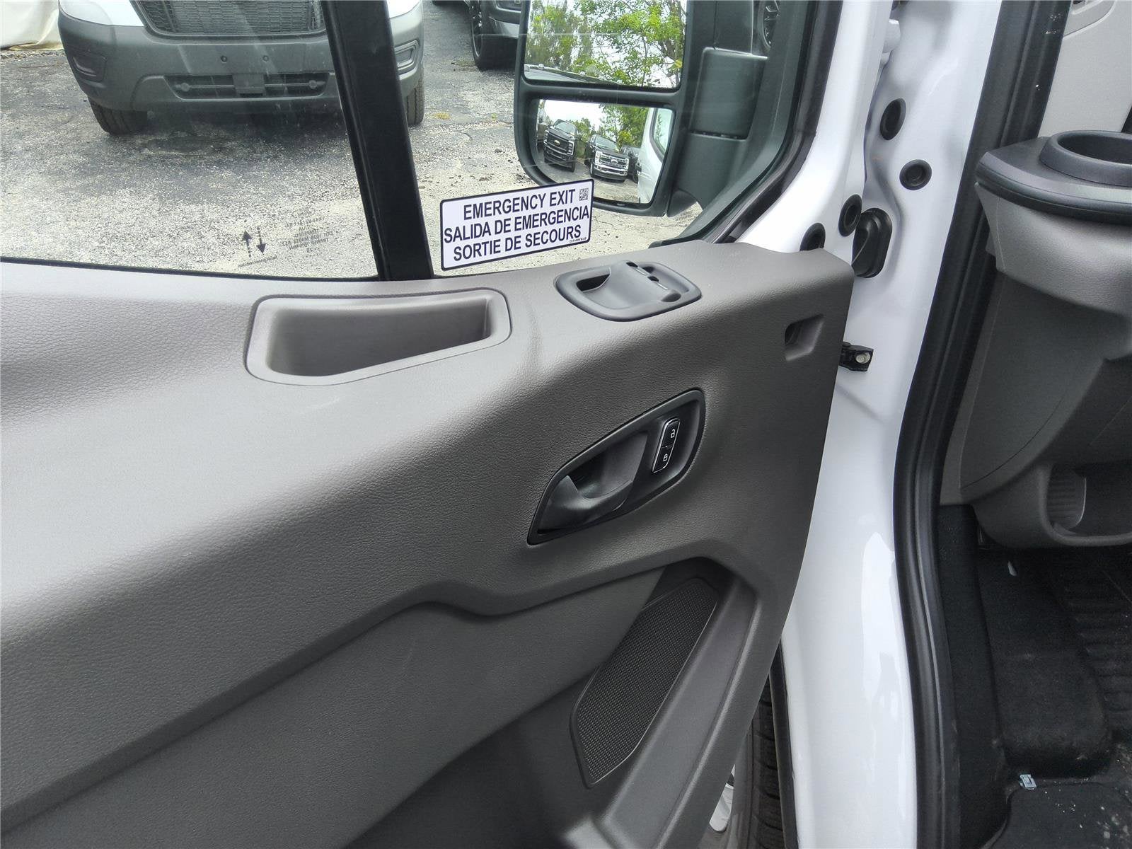 2026 Ford Transit Passenger Wagon XL
