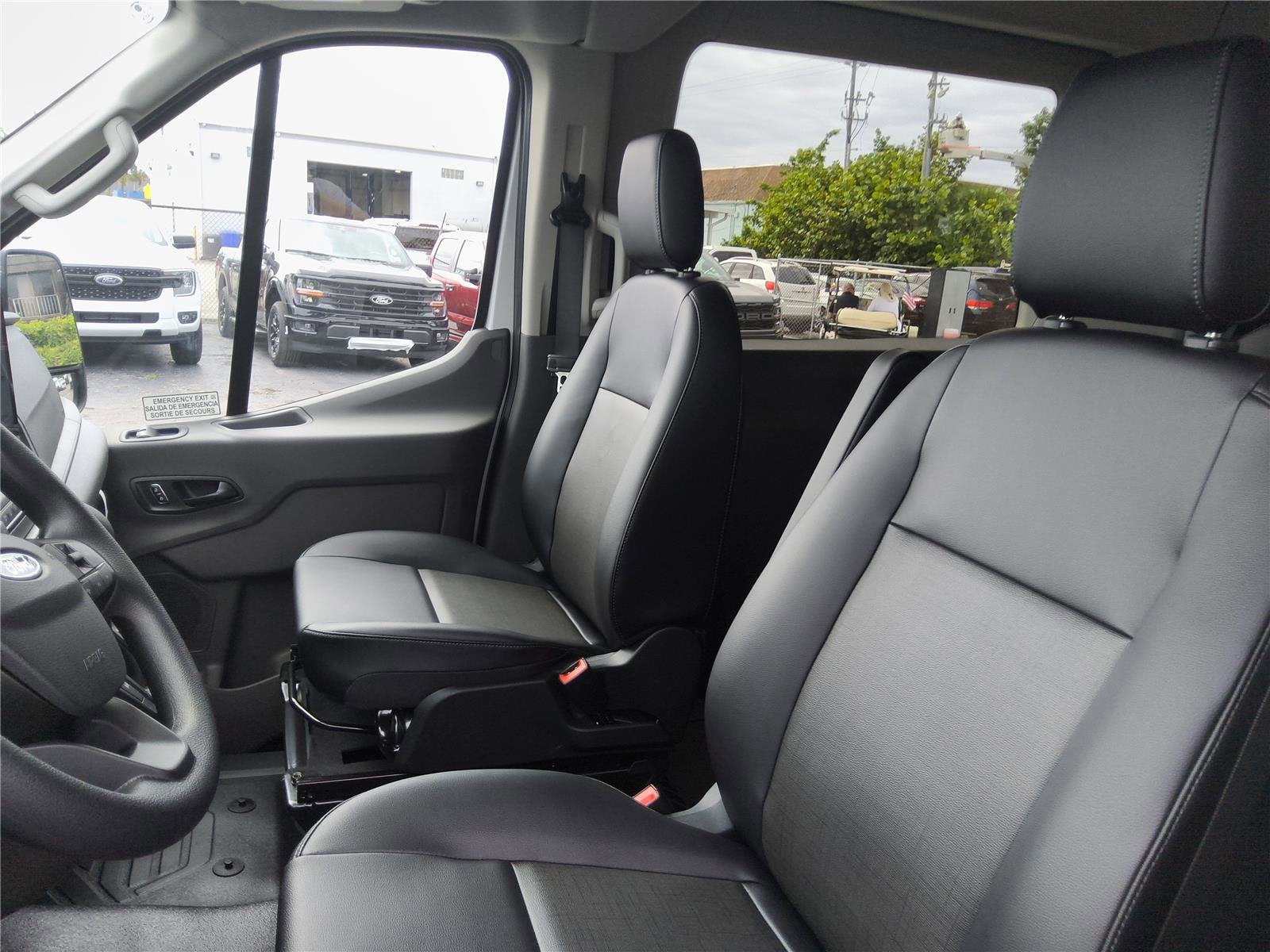 2026 Ford Transit Passenger Wagon XL