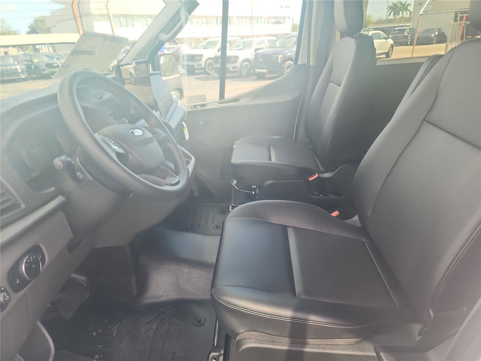 2026 Ford Transit Passenger Wagon XL