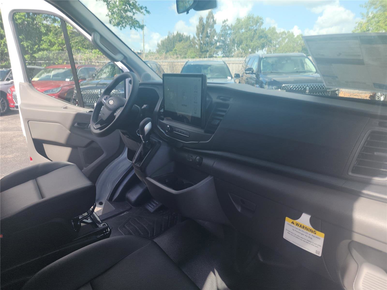 2026 Ford Transit Passenger Wagon XL