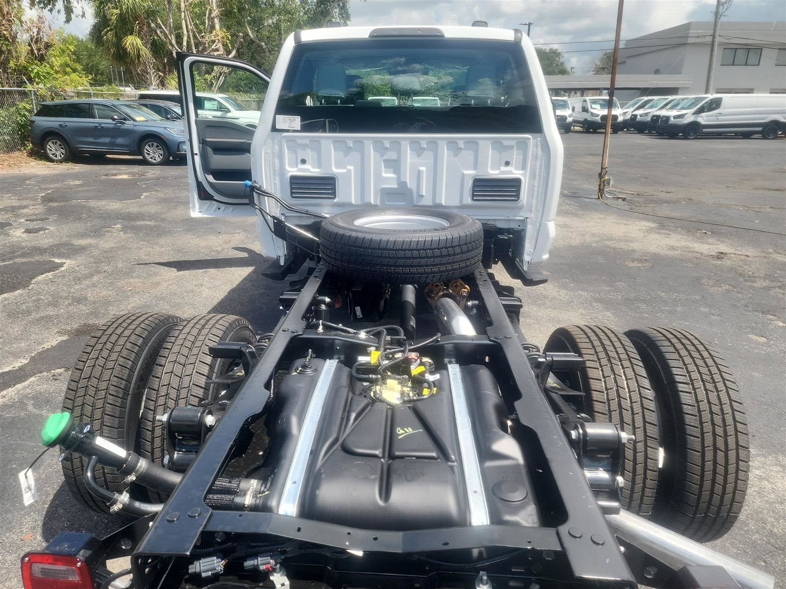 2025 Ford Super Duty F-350 DRW XL