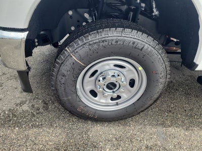 2025 Ford Super Duty F-250 SRW XL