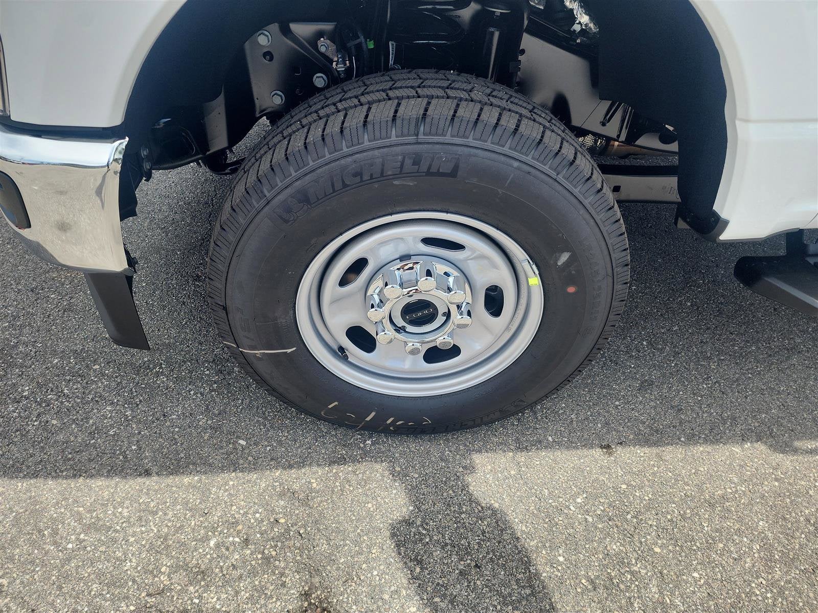 2025 Ford Super Duty F-250 SRW XL