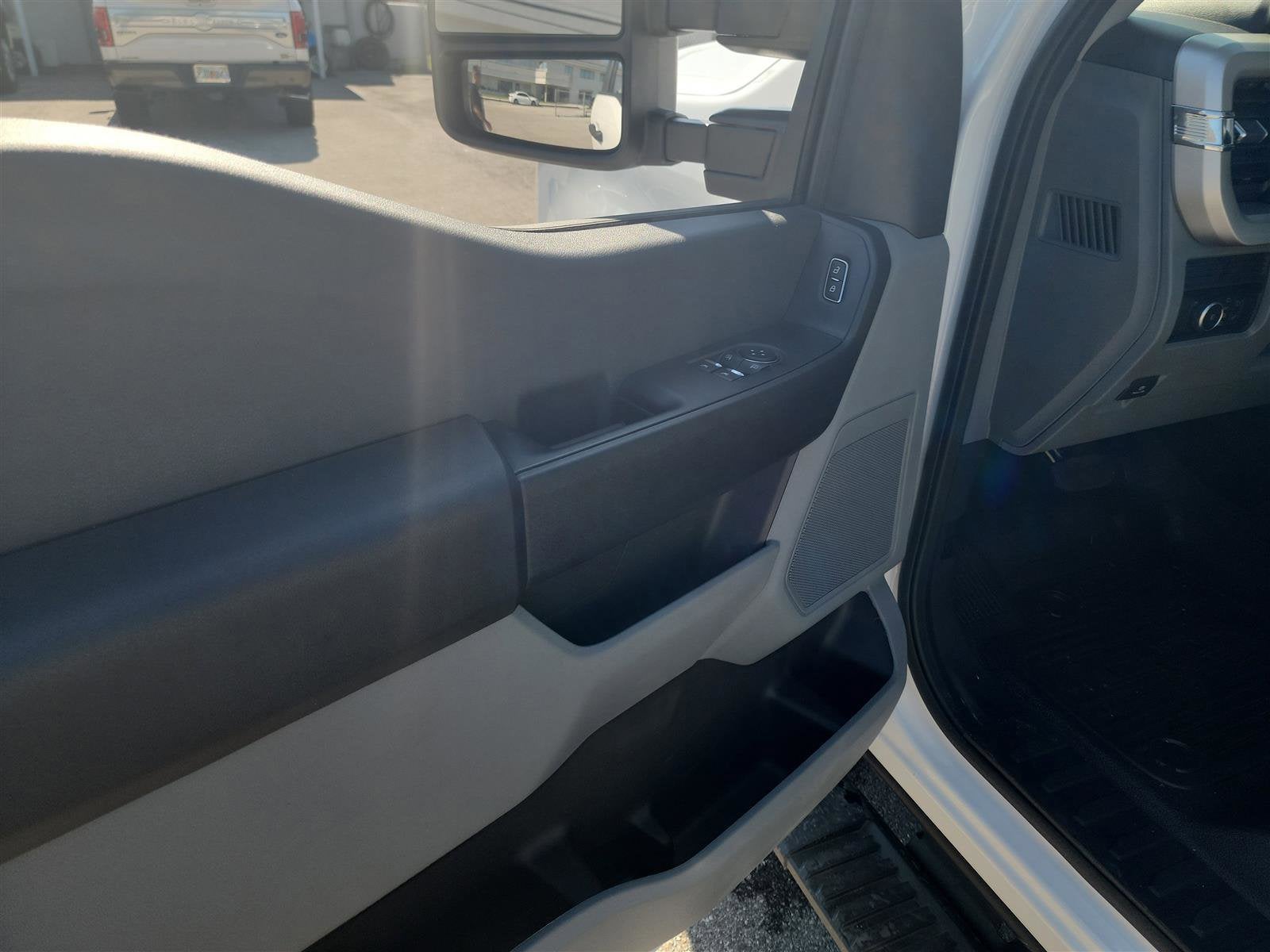 2025 Ford Super Duty F-350 DRW XL