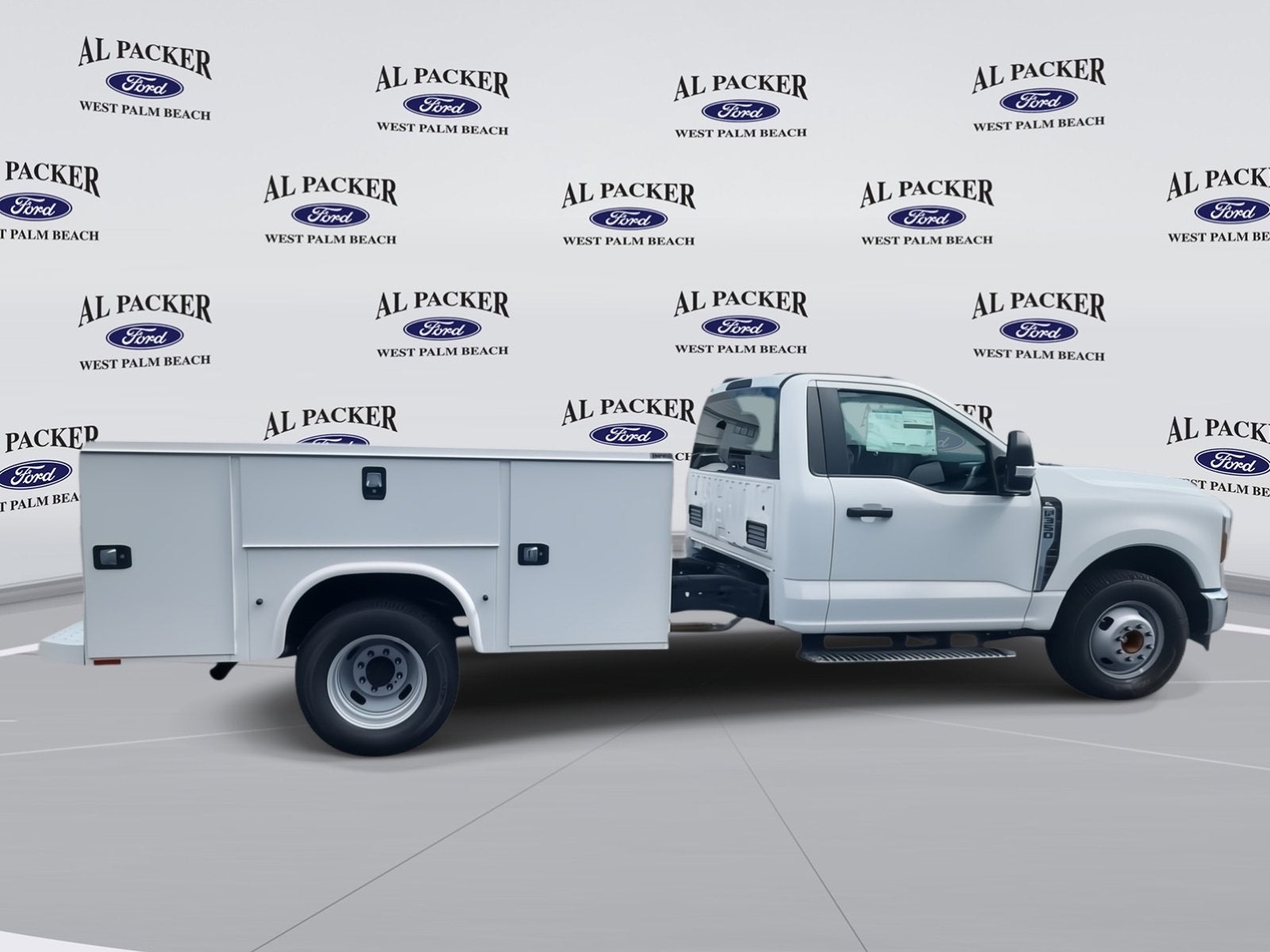 2025 Ford Super Duty F-350 DRW XL