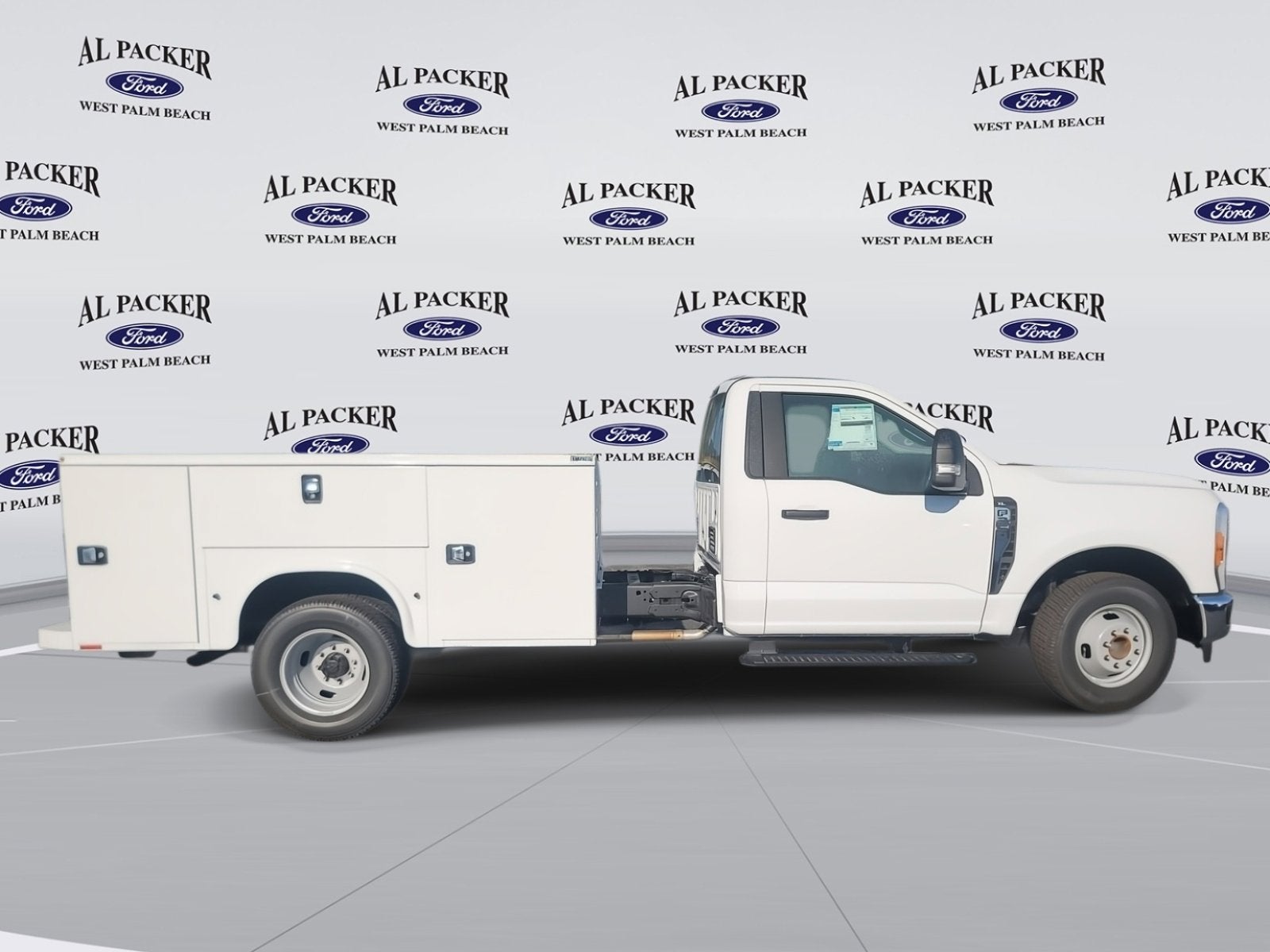 2026 Ford Super Duty F-350 DRW XL