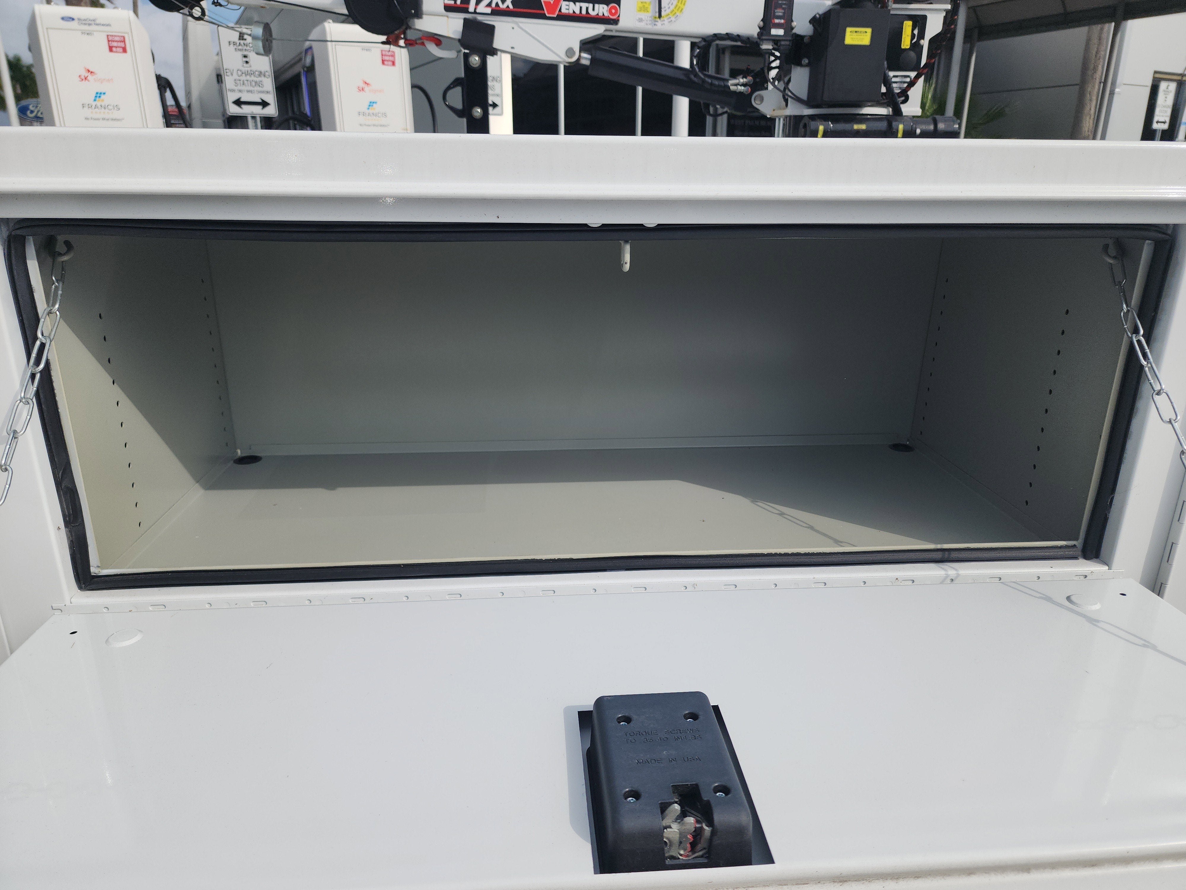 2024 Ford Super Duty F-450 DRW XL