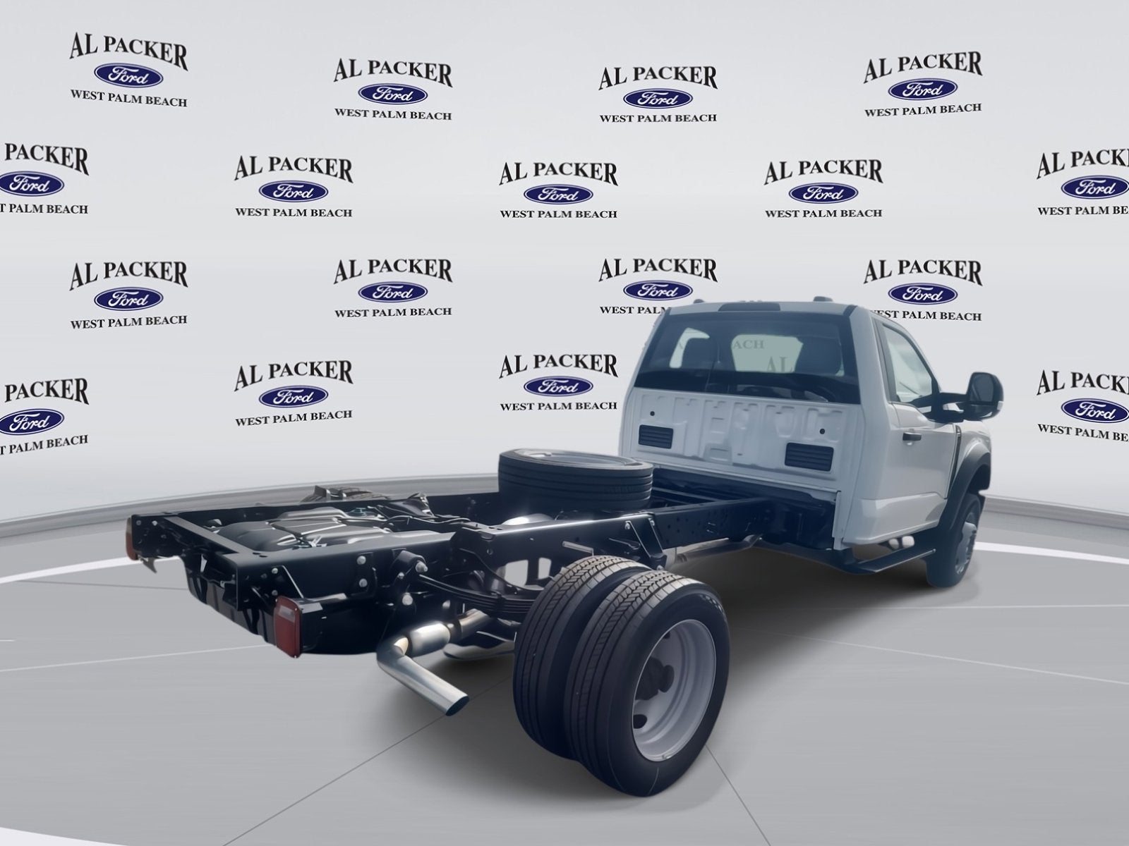 2025 Ford Super Duty F-450 DRW Base