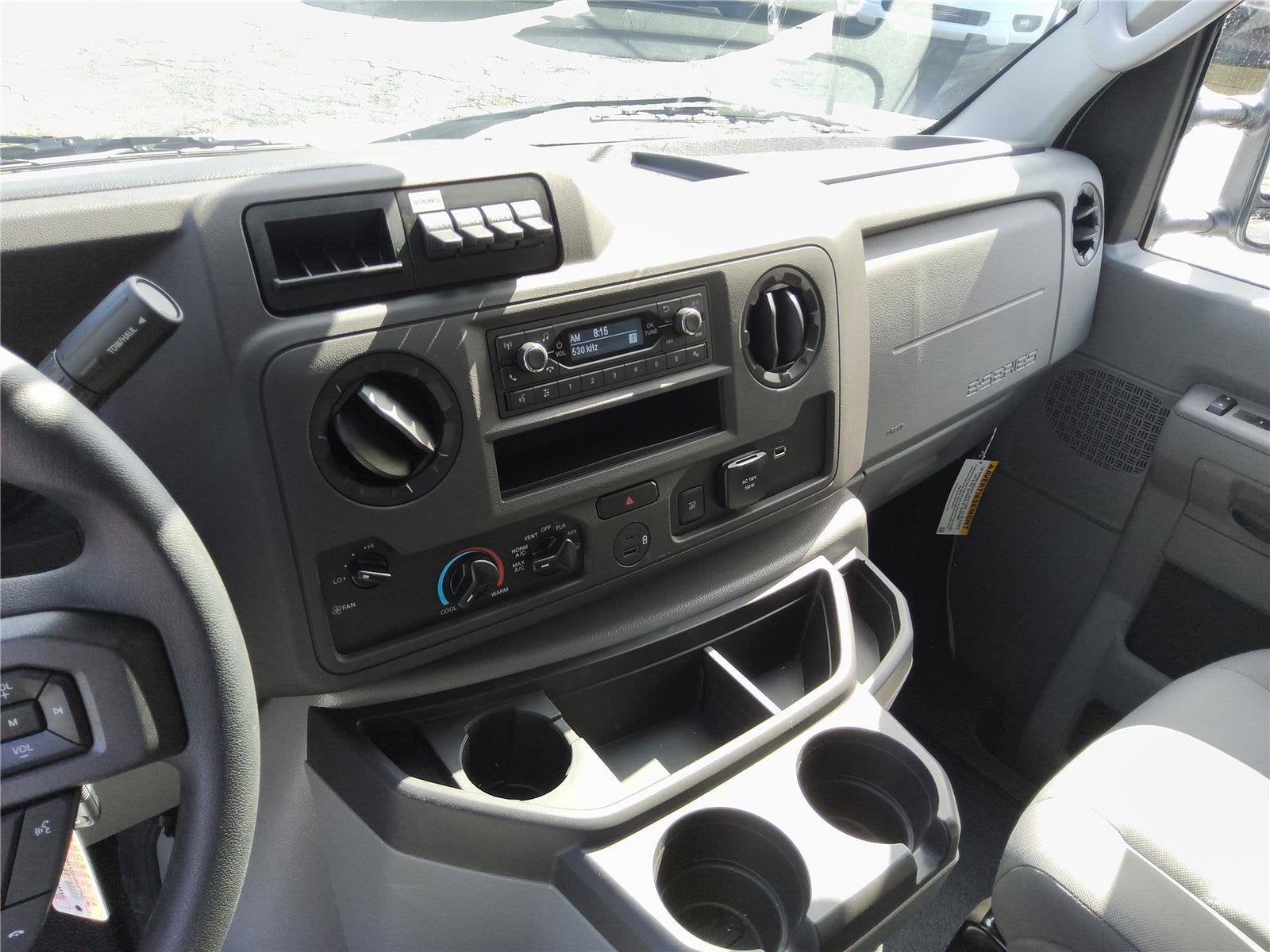 2027 Ford E-Series Cutaway Base