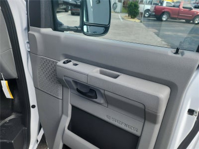 2027 Ford E-Series Cutaway Base