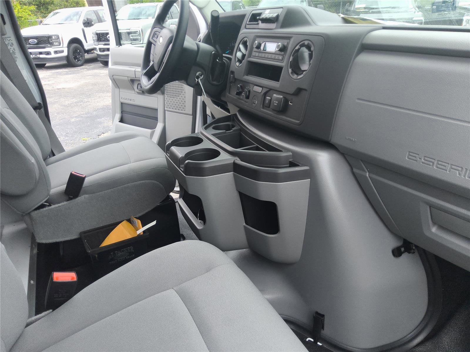 2026 Ford E-Series Cutaway Base