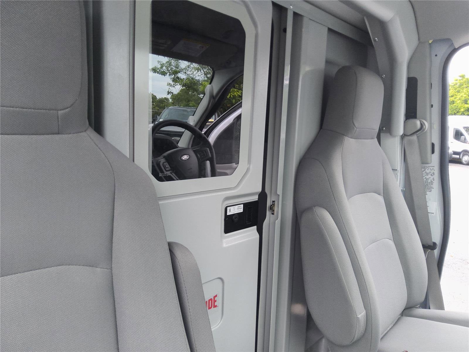 2026 Ford E-Series Cutaway Base