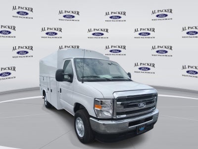 2026 Ford E-Series Cutaway Base