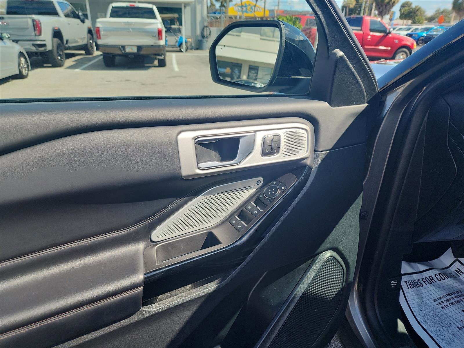 2023 Ford Explorer Platinum