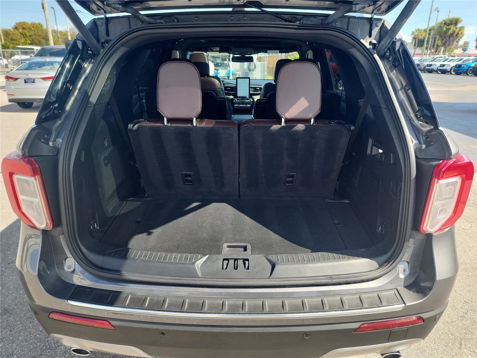 2023 Ford Explorer Platinum