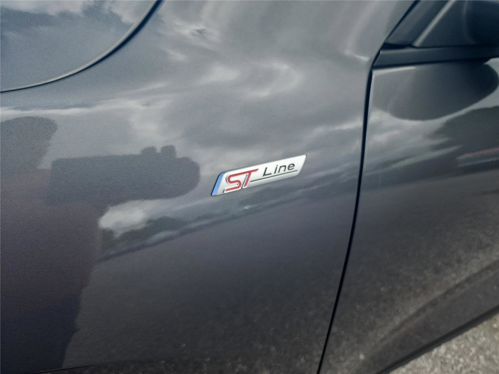 2026 Ford Escape ST-Line