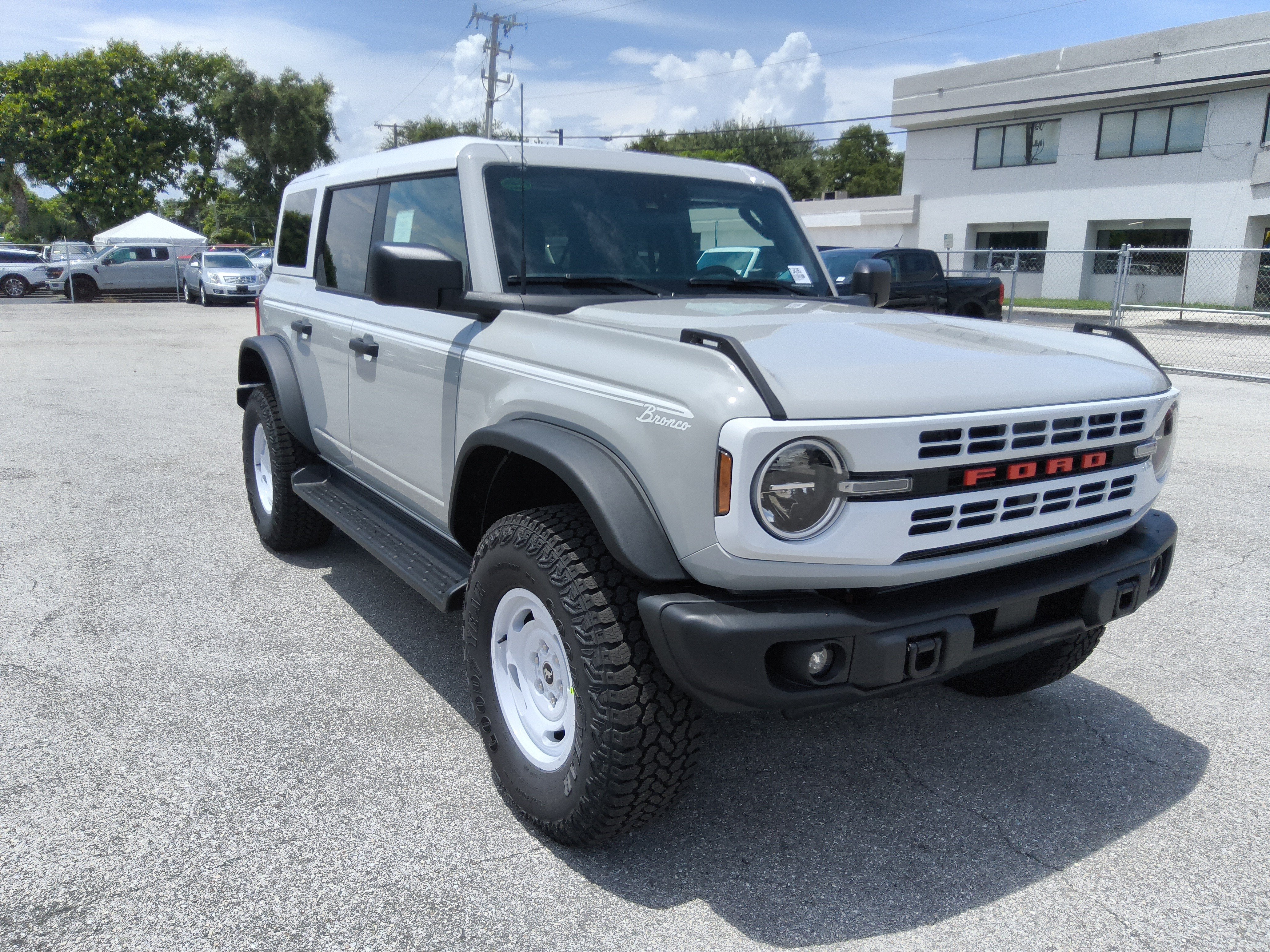 2026 Ford Bronco Heritage Edition