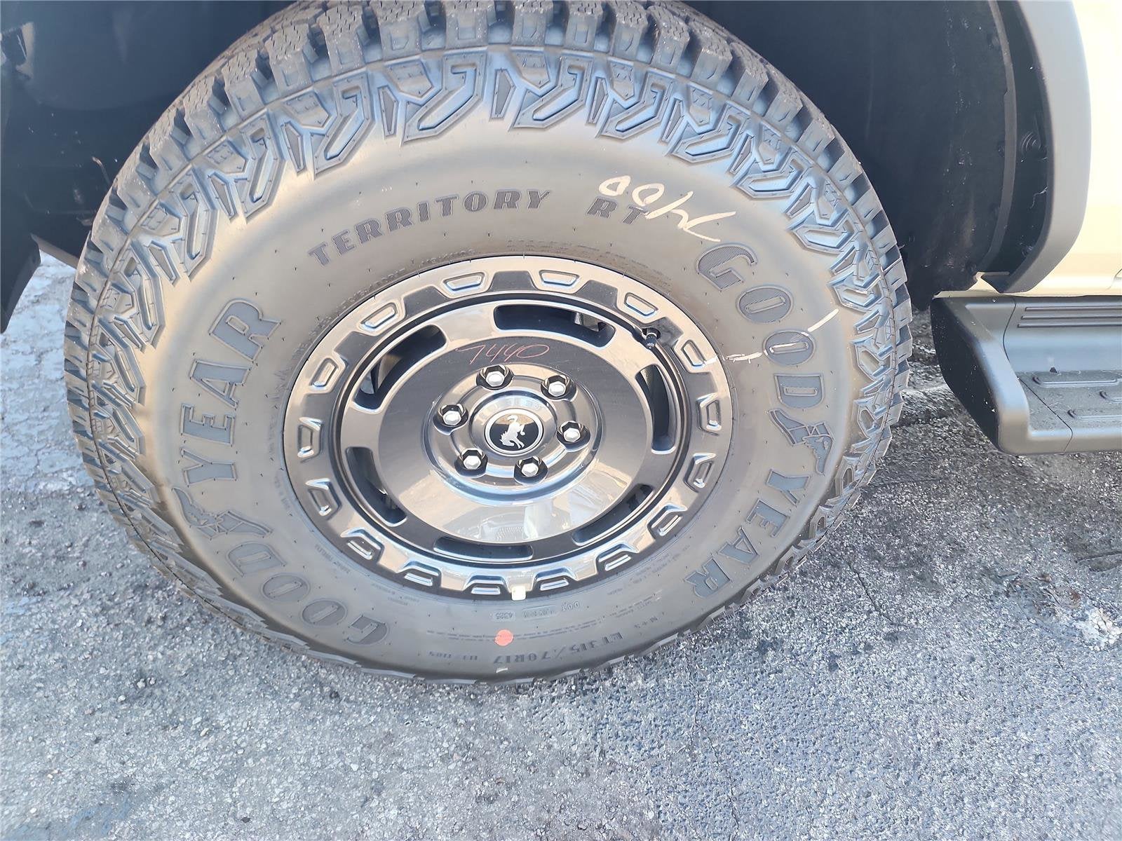 2025 Ford Bronco Outer Banks