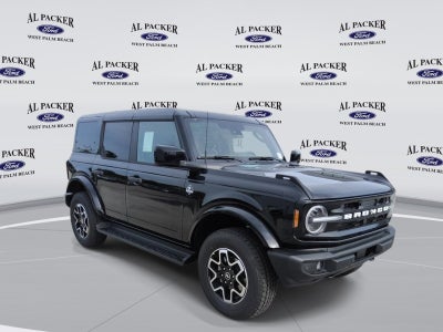 2026 Ford Bronco Outer Banks