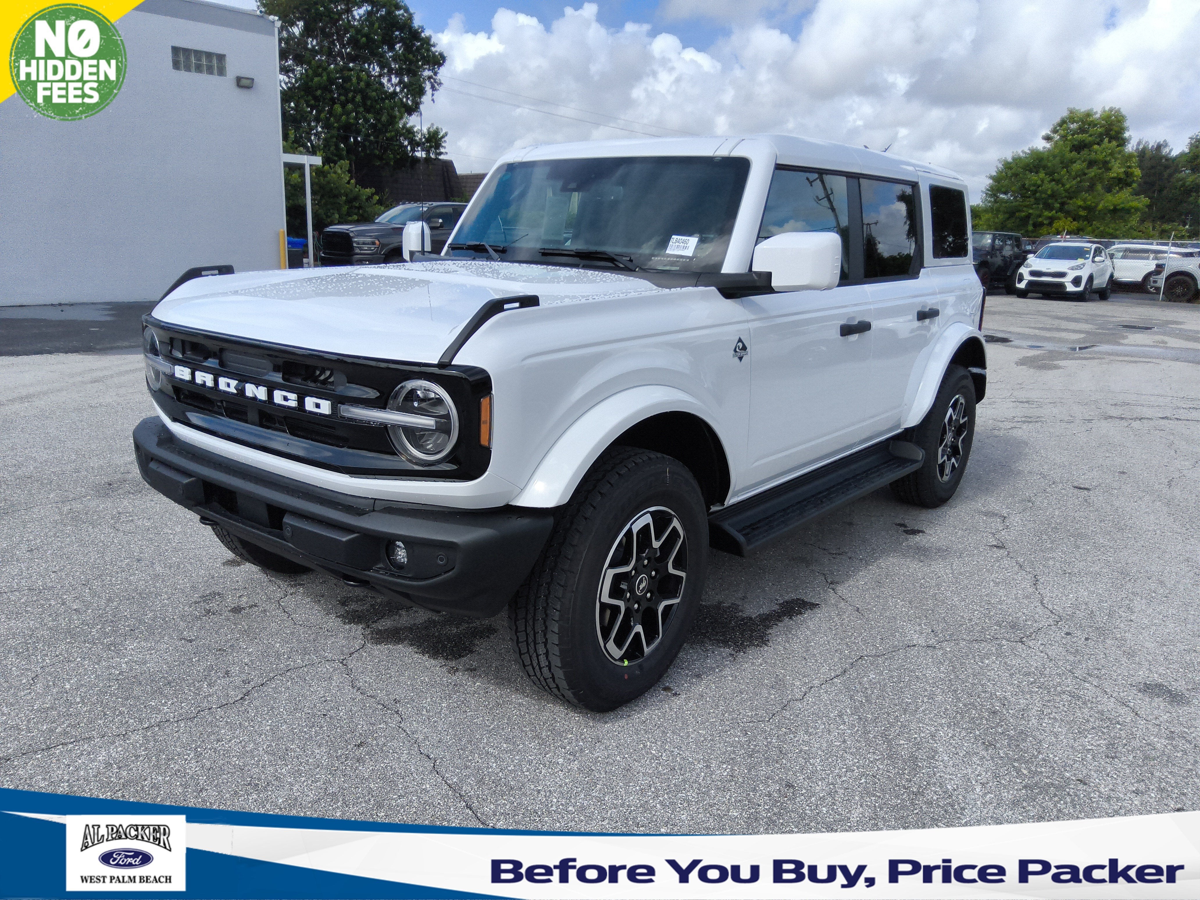 2026 Ford Bronco Outer Banks