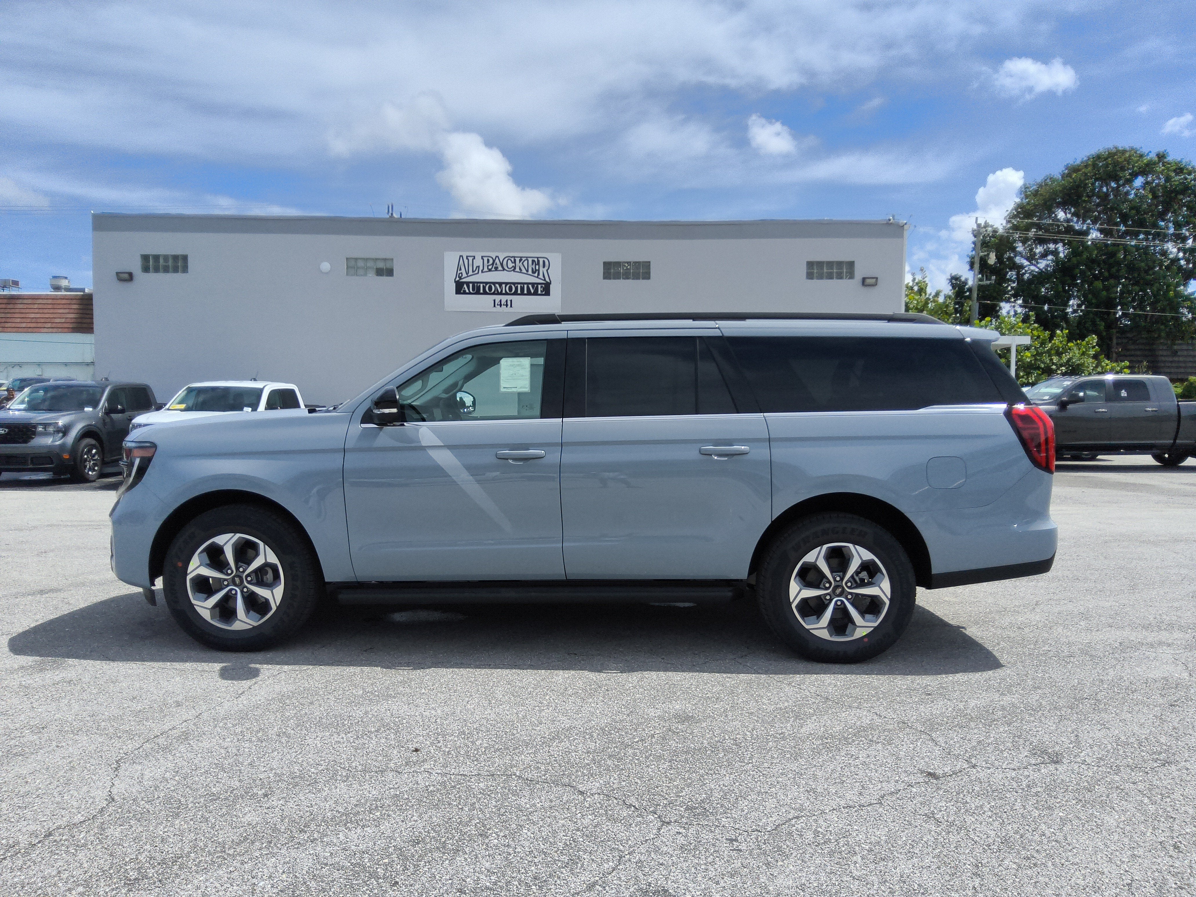 2027 Ford Expedition Max Active