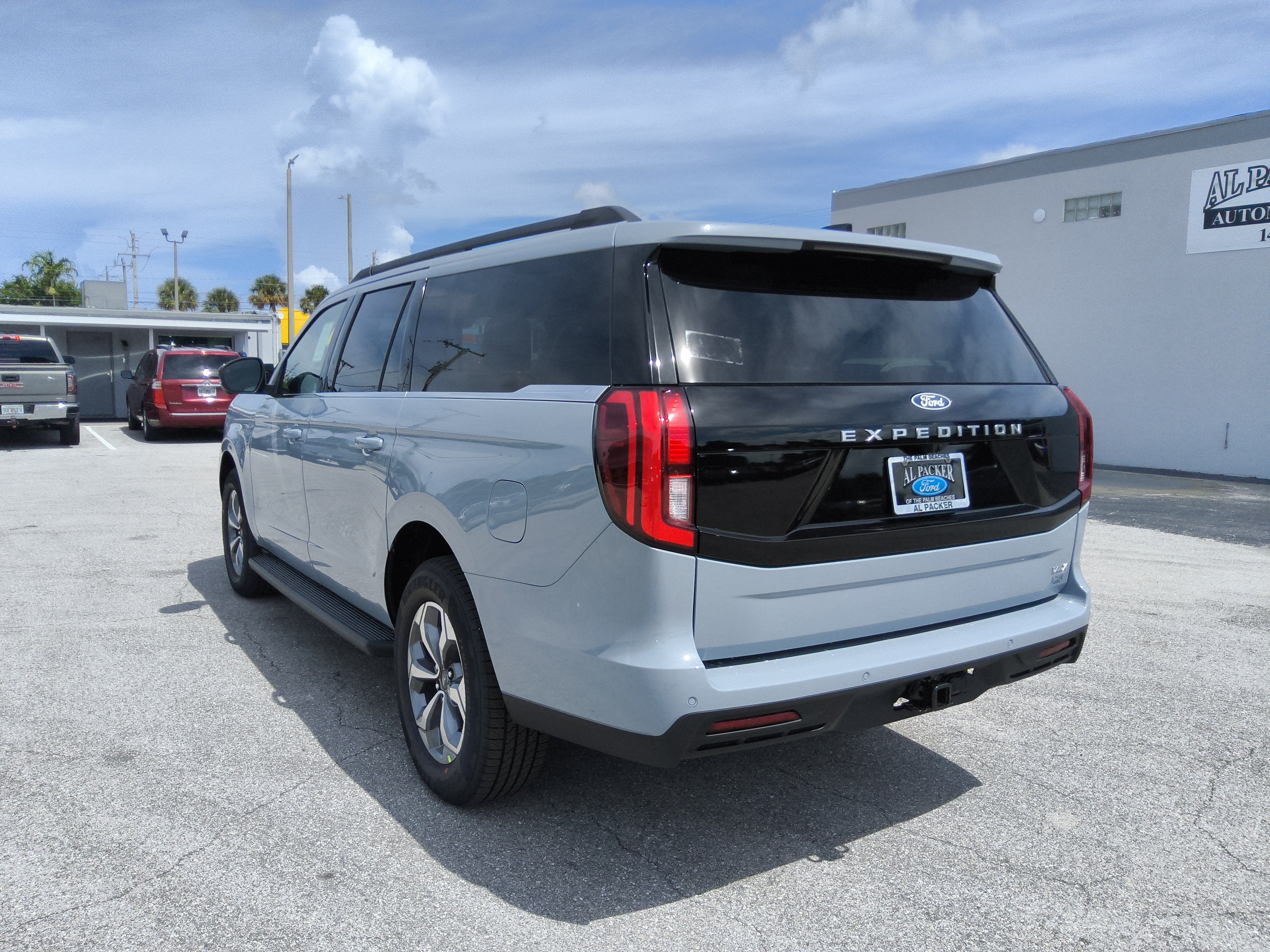 2027 Ford Expedition Max Active