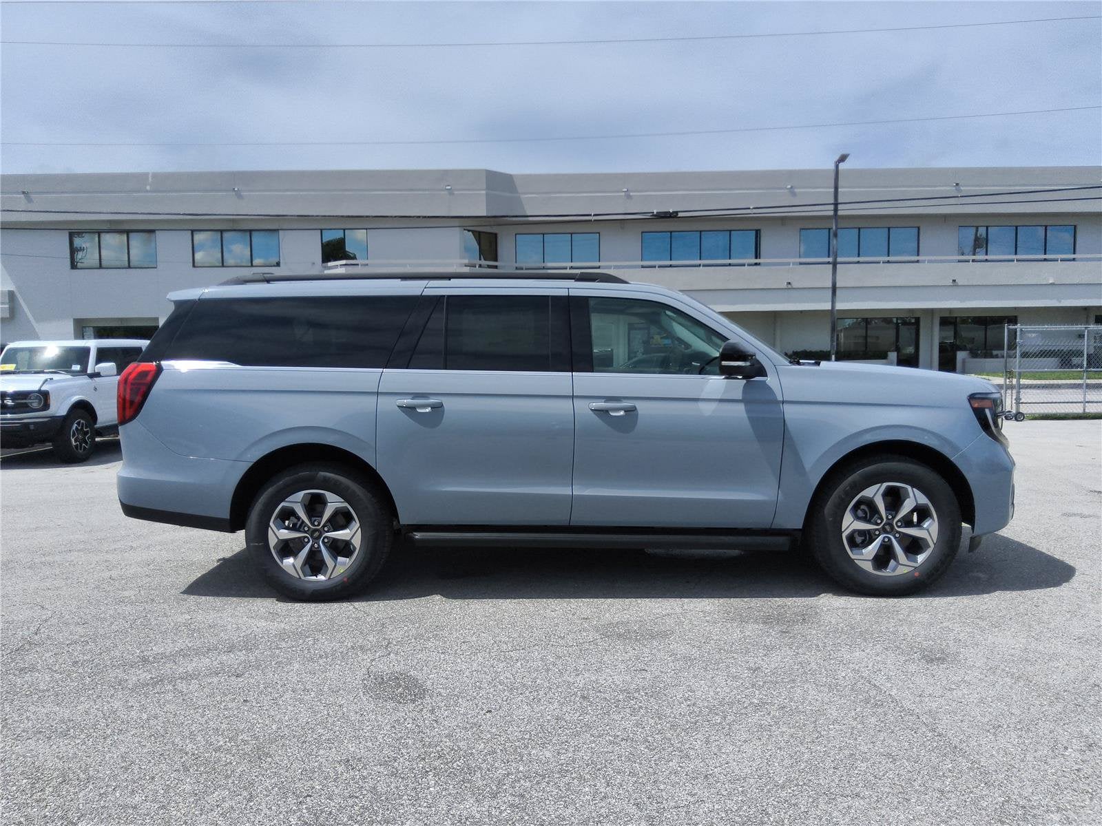 2027 Ford Expedition Max Active
