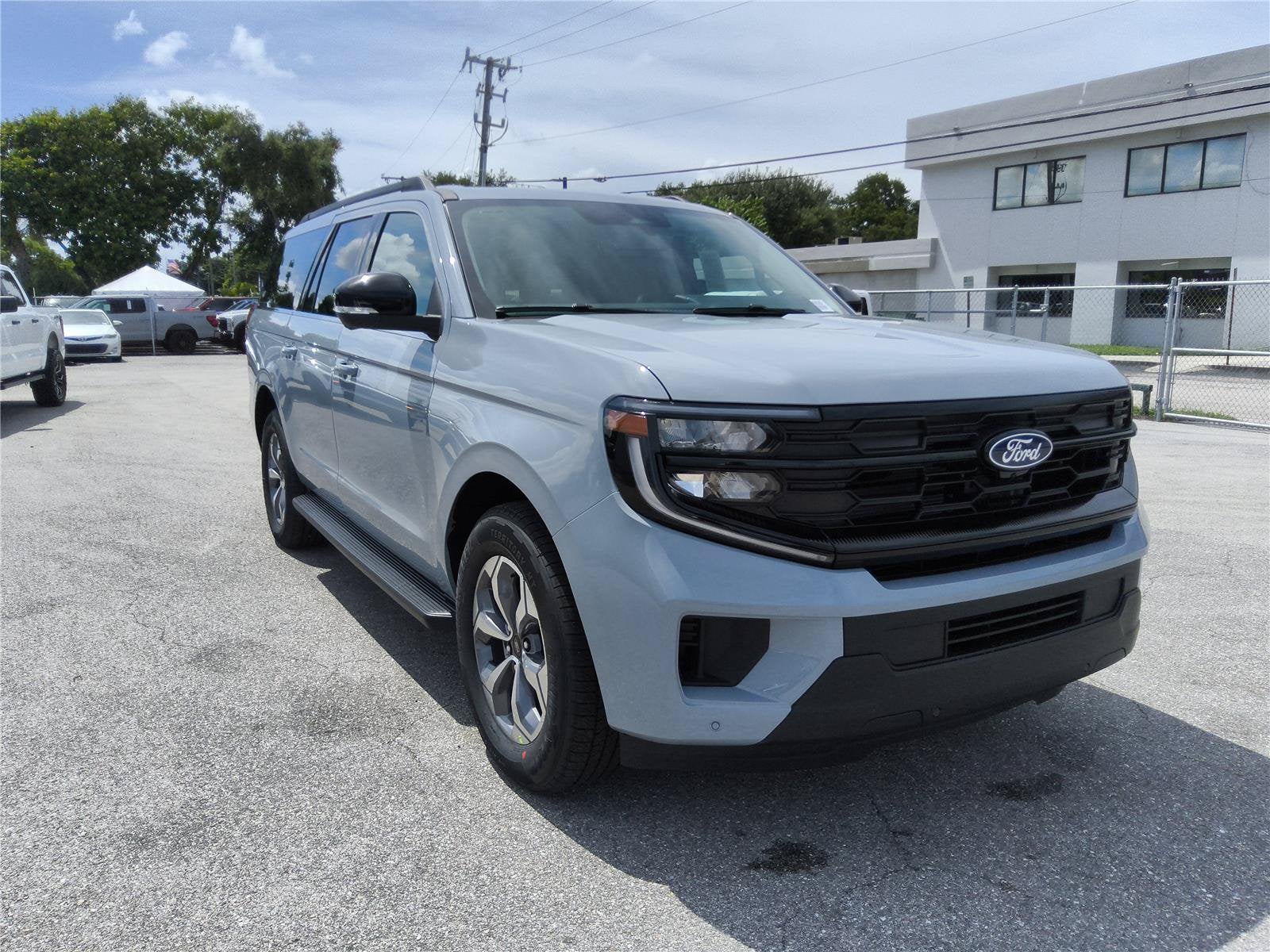 2027 Ford Expedition Max Active