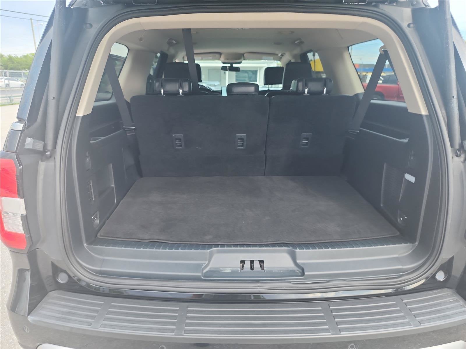 2023 Ford Expedition Max XLT