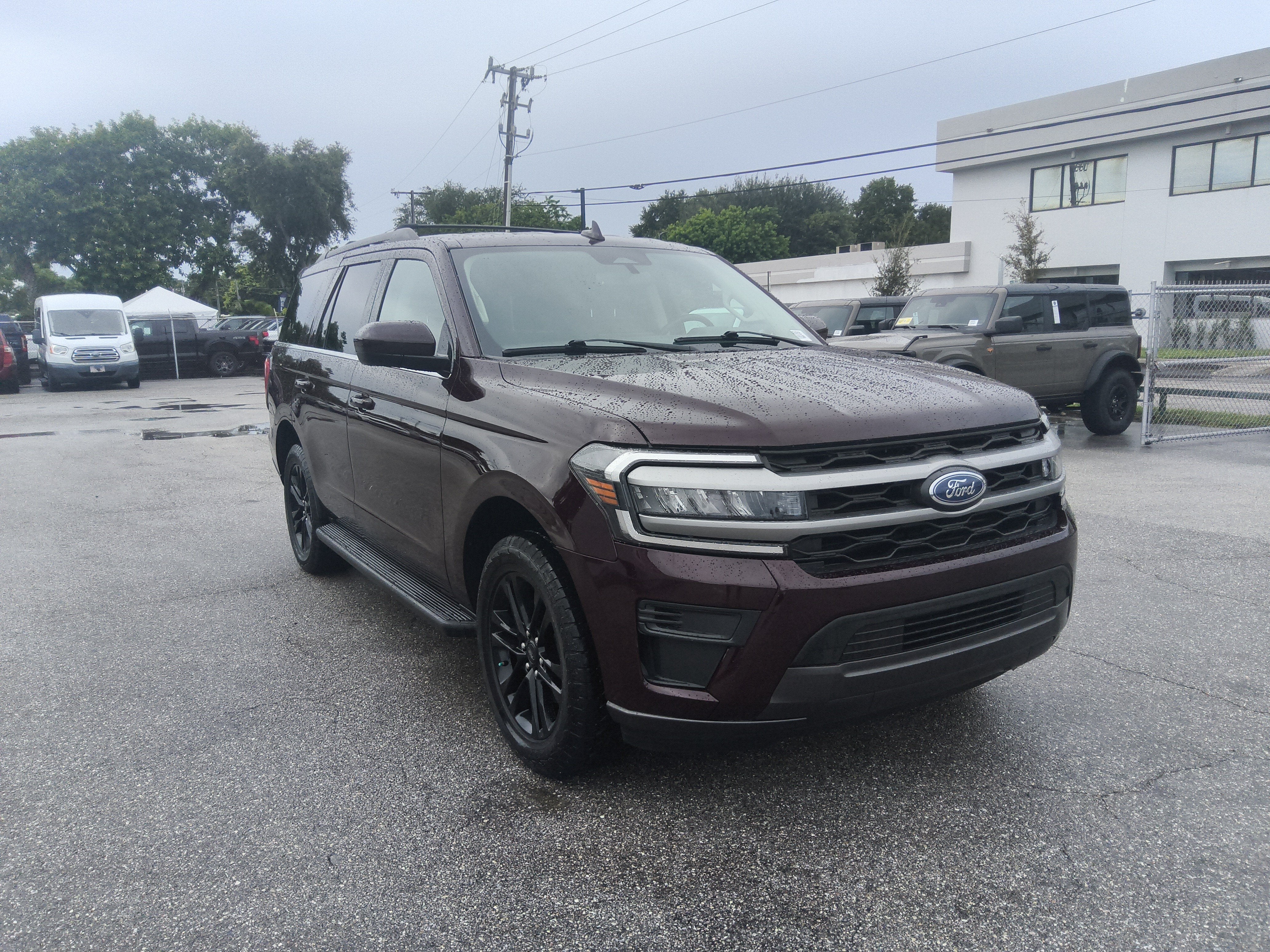 2024 Ford Expedition XLT