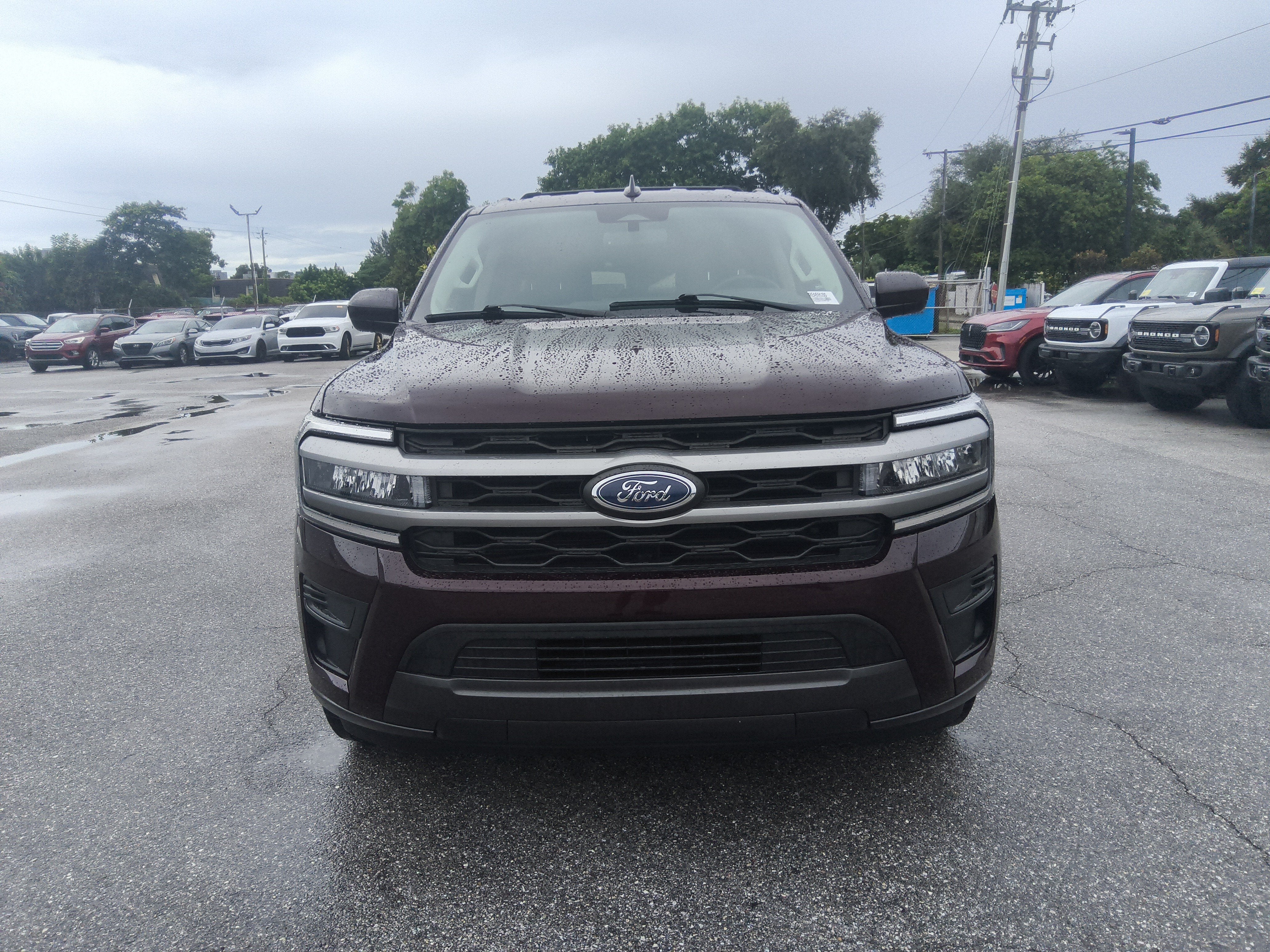 2024 Ford Expedition XLT