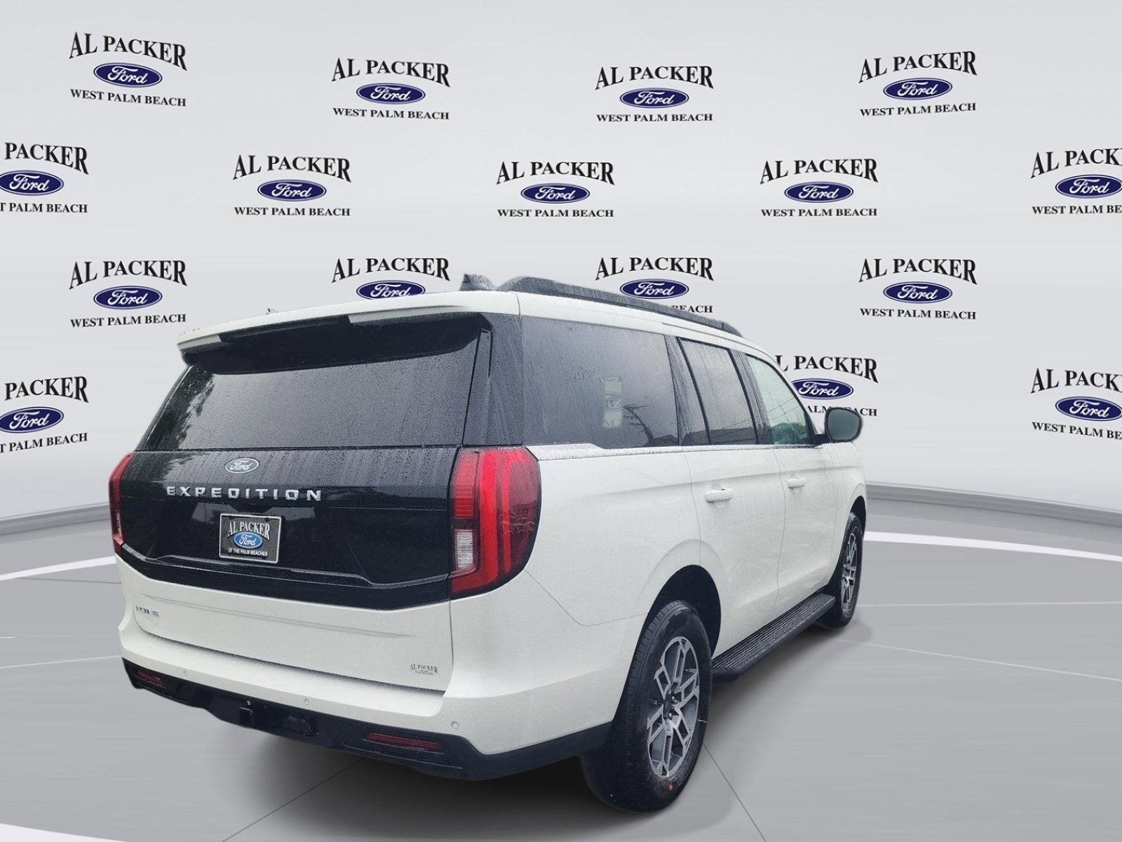 2026 Ford Expedition Active