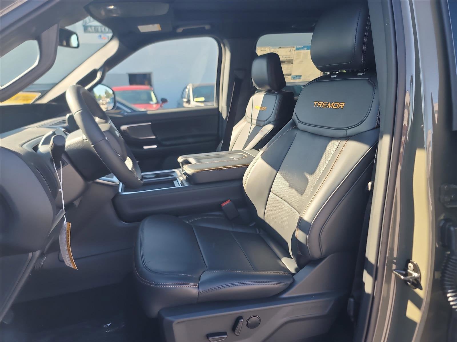 2025 Ford Expedition Tremor