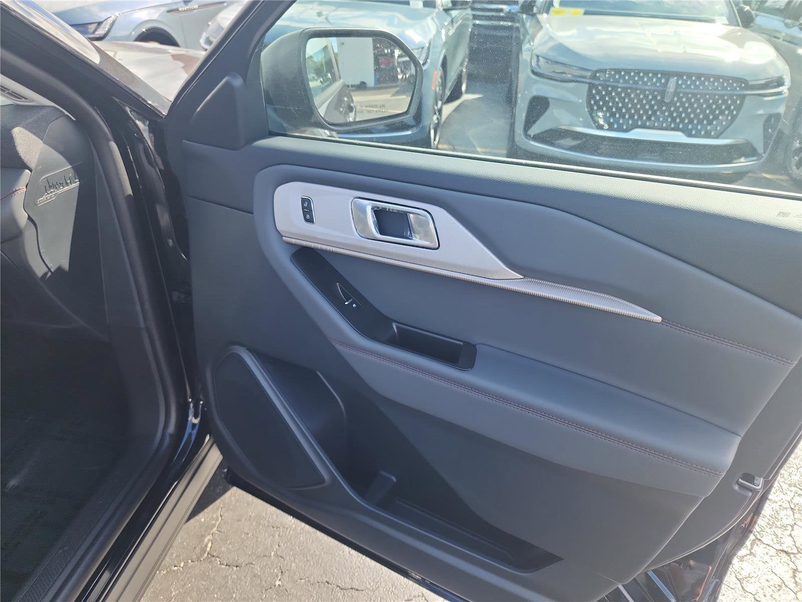 2026 Ford Explorer Active with 200A Pkg