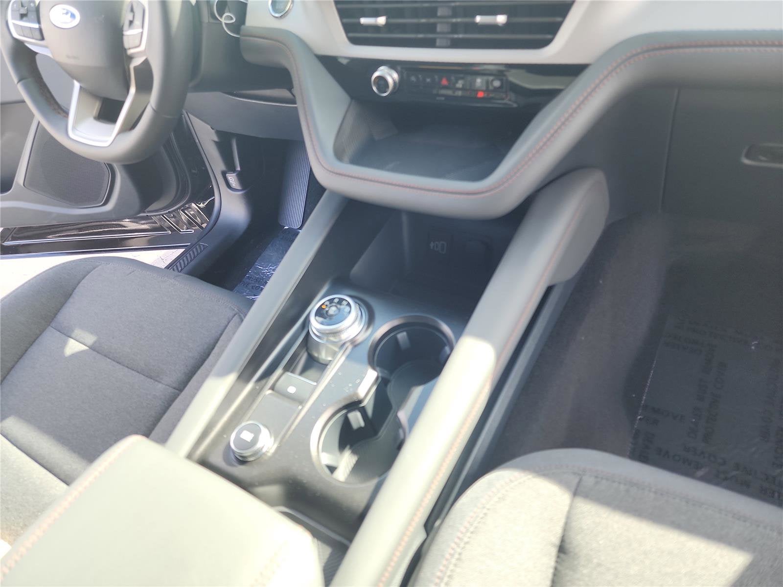 2026 Ford Explorer Active with 200A Pkg