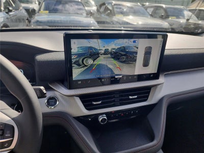 2026 Ford Explorer Active with 200A Pkg