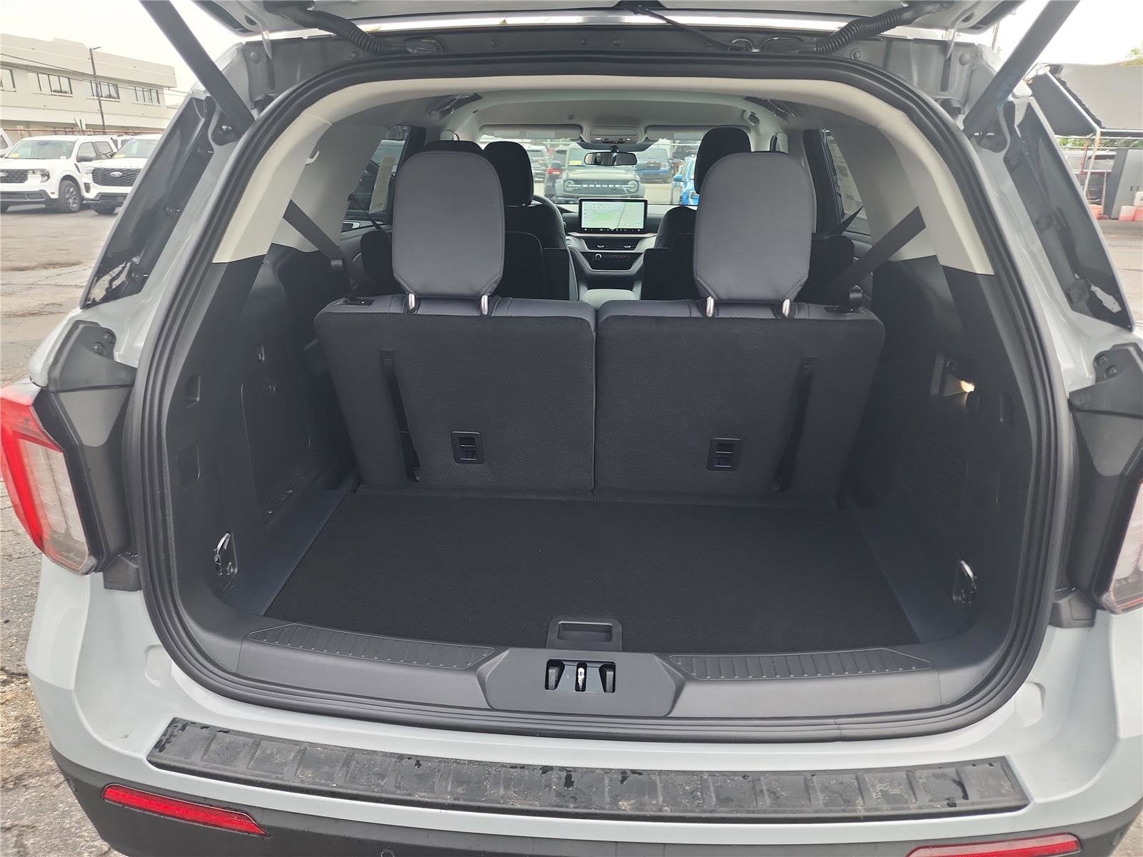 2026 Ford Explorer Active with 200A Pkg