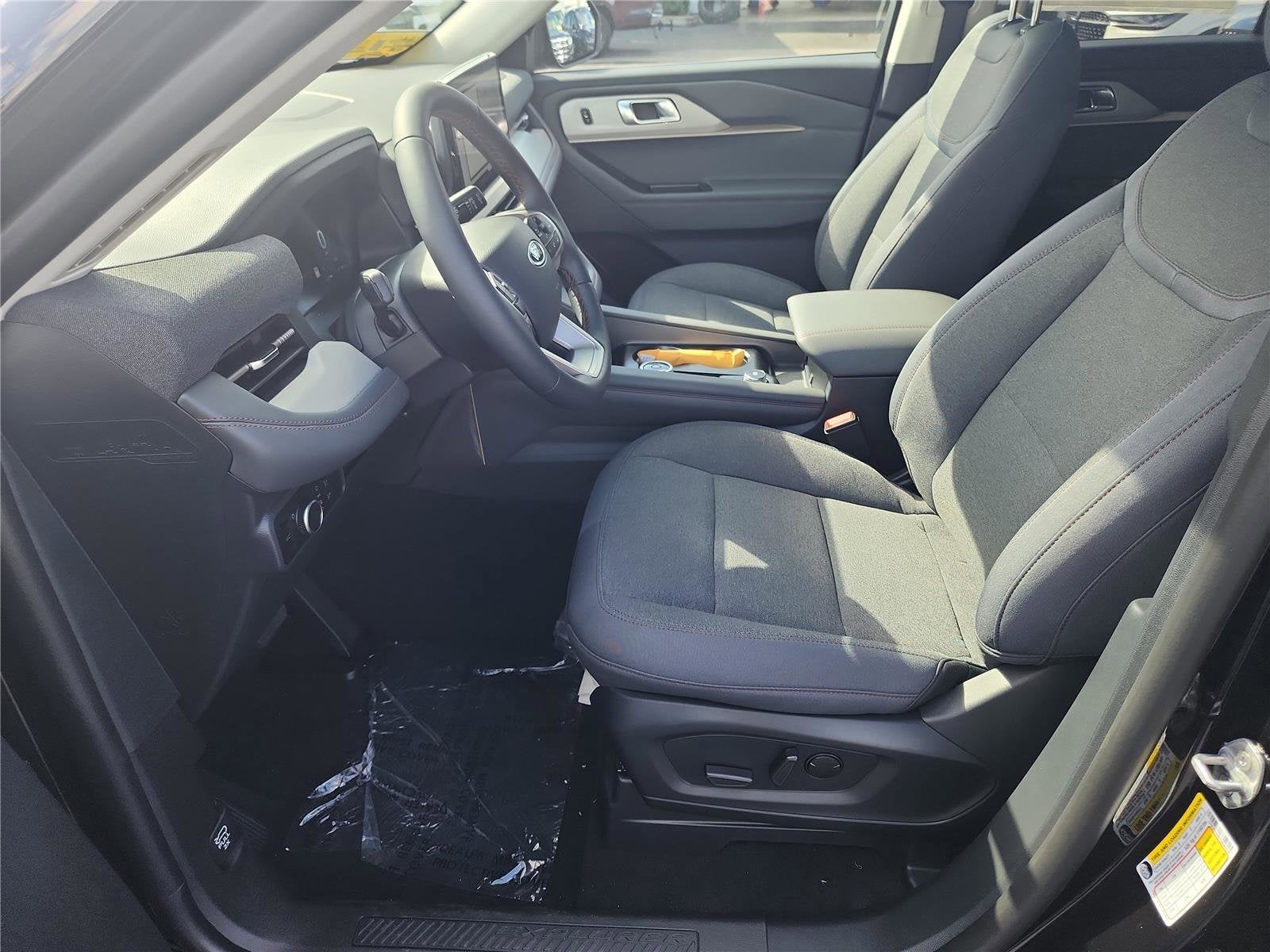 2026 Ford Explorer Active with 200A Pkg