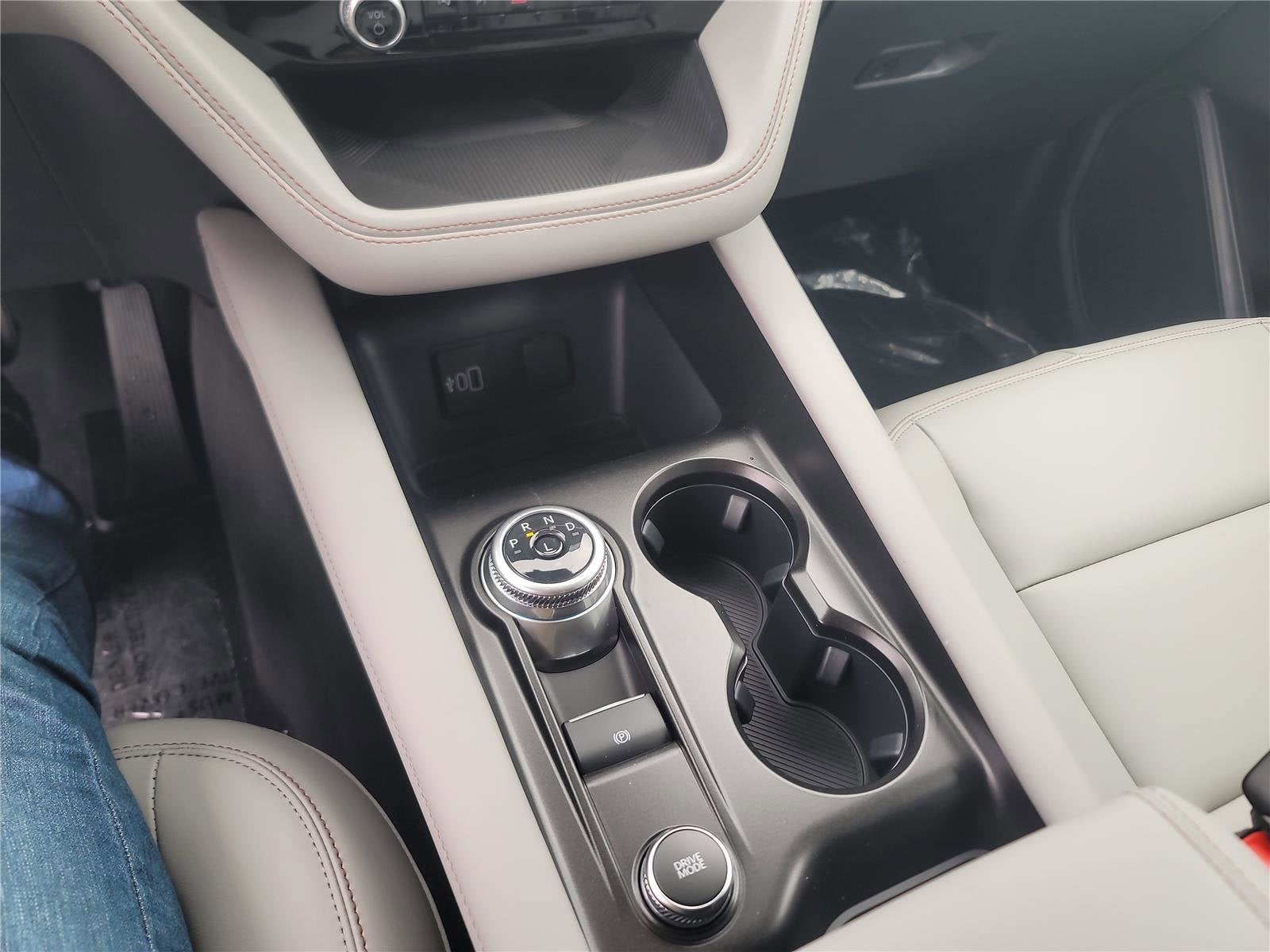 2026 Ford Explorer Active with 200A Pkg