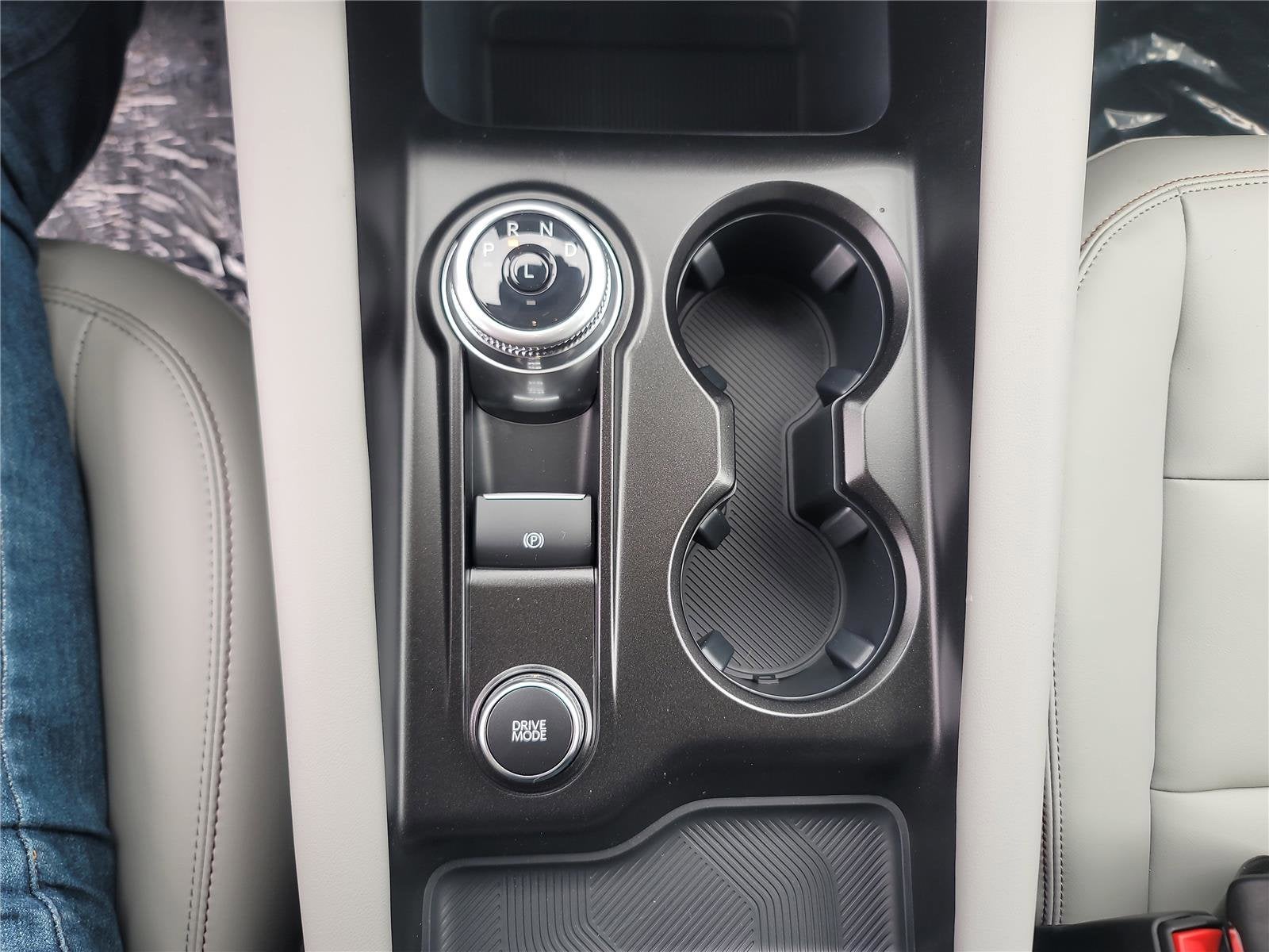 2026 Ford Explorer Active with 200A Pkg