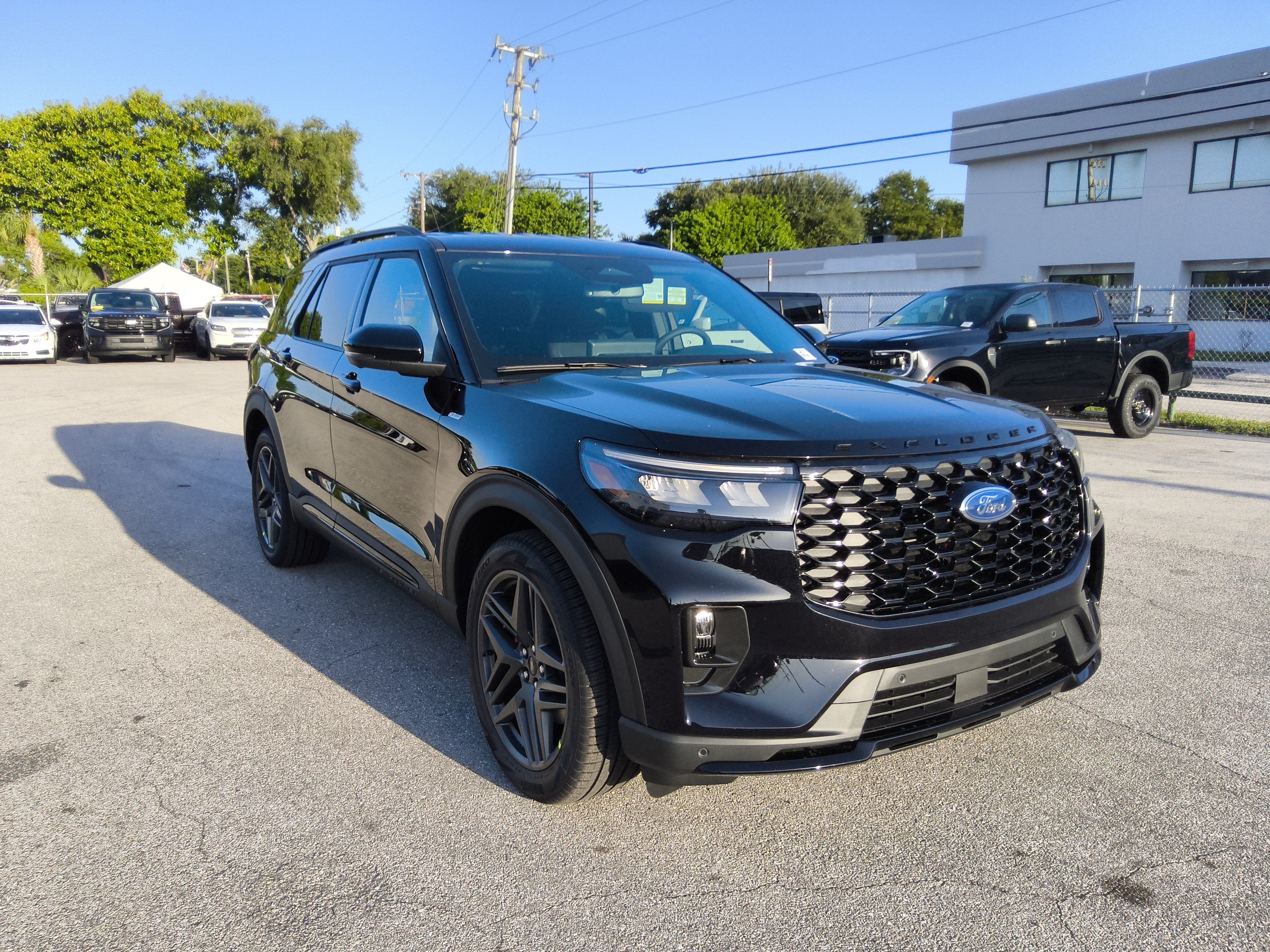 2026 Ford Explorer ST-Line