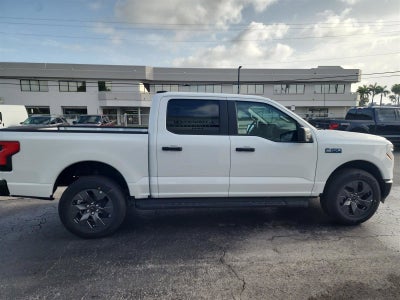 2025 Ford F-150 Lightning Pro