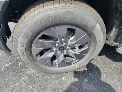 2025 Ford F-150 Lightning Pro