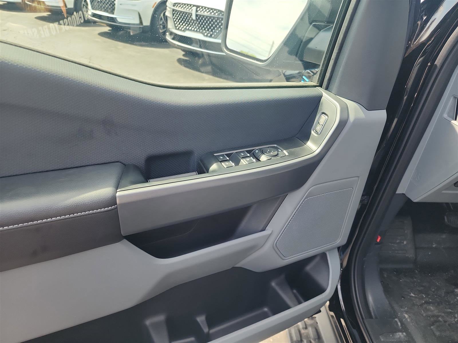 2025 Ford F-150 Lightning Pro