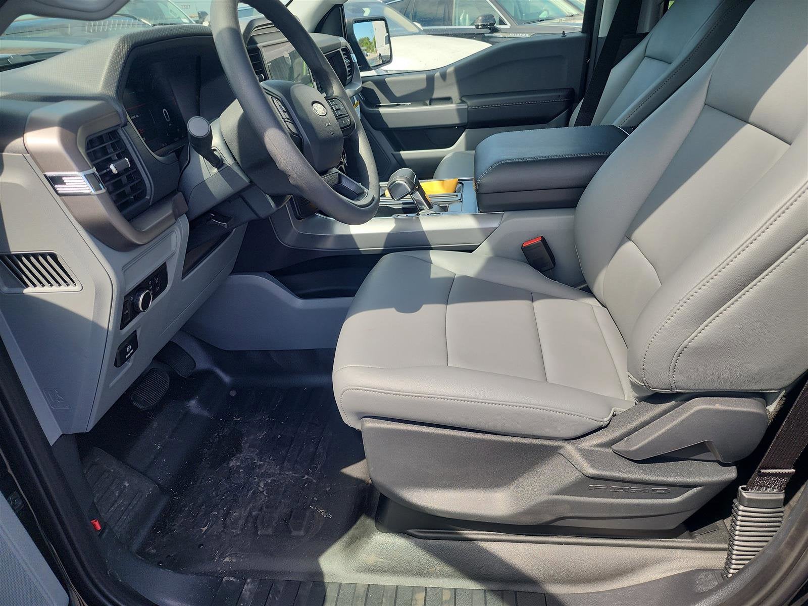 2025 Ford F-150 Lightning Pro