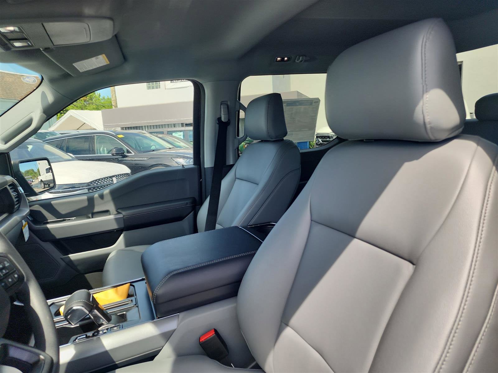 2025 Ford F-150 Lightning Pro