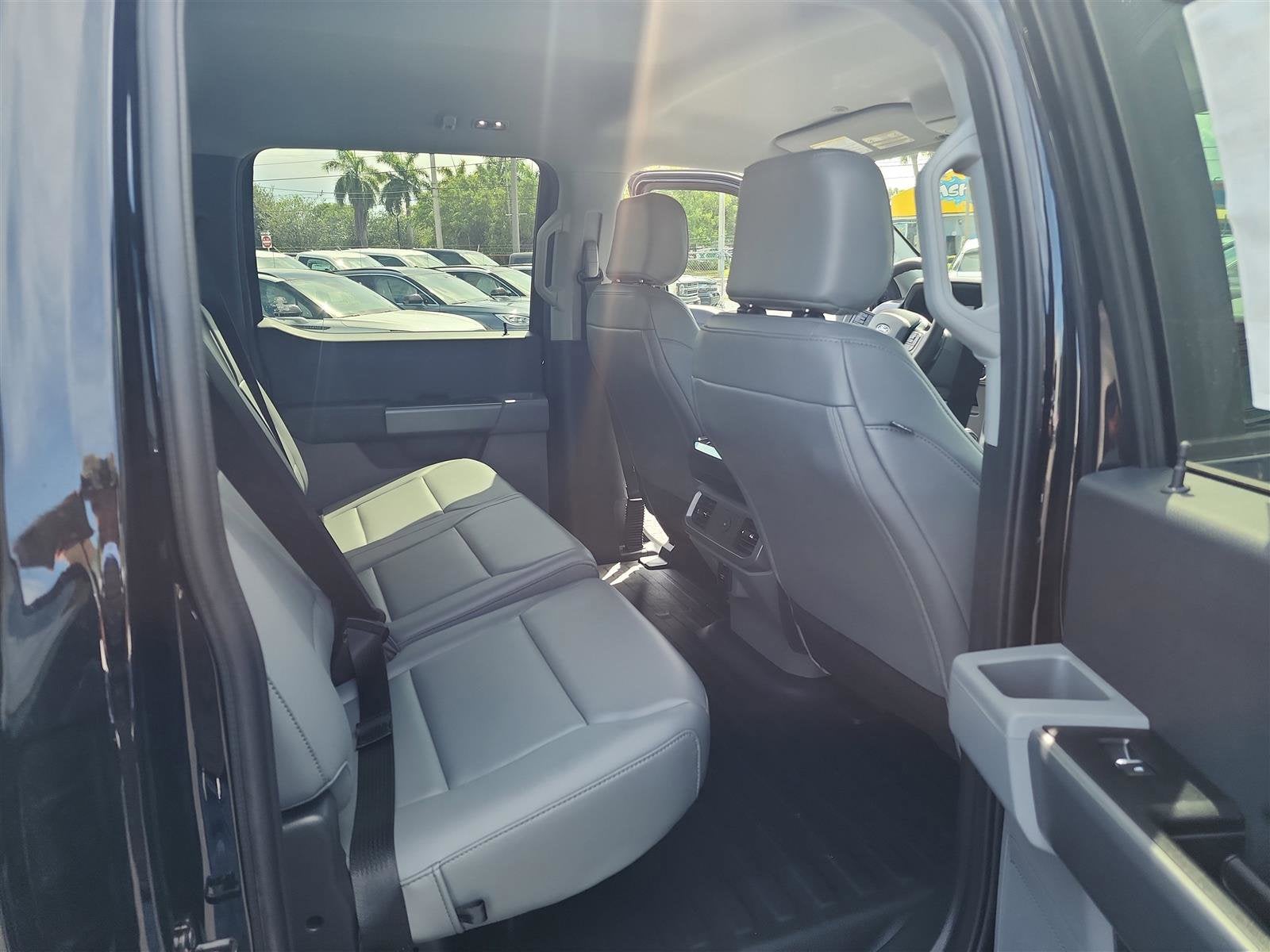 2025 Ford F-150 Lightning Pro