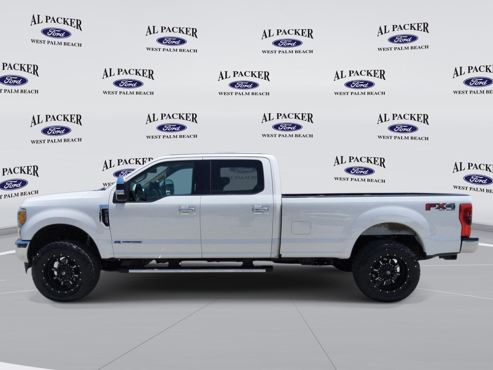 2017 Ford Super Duty F-250 SRW Lariat